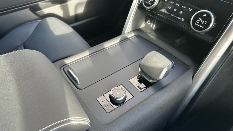 Land Rover Discovery 3.0 D350 Dynamic HSE 5dr Auto Diesel Station Wagon